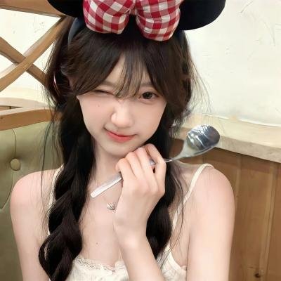 偷听穿越女心声后，王妃连夜改剧本